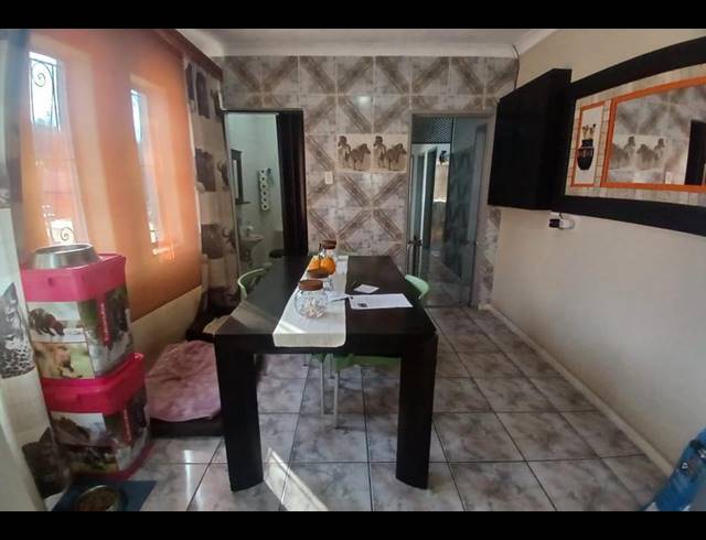 4 BEDROOM HOUSE FOR SALE IN GENL ALBERTS PARK